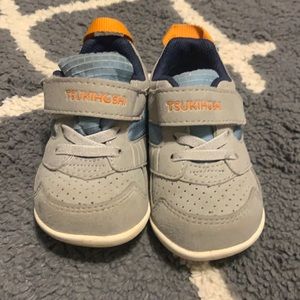 Tsukihoshi Sneakers